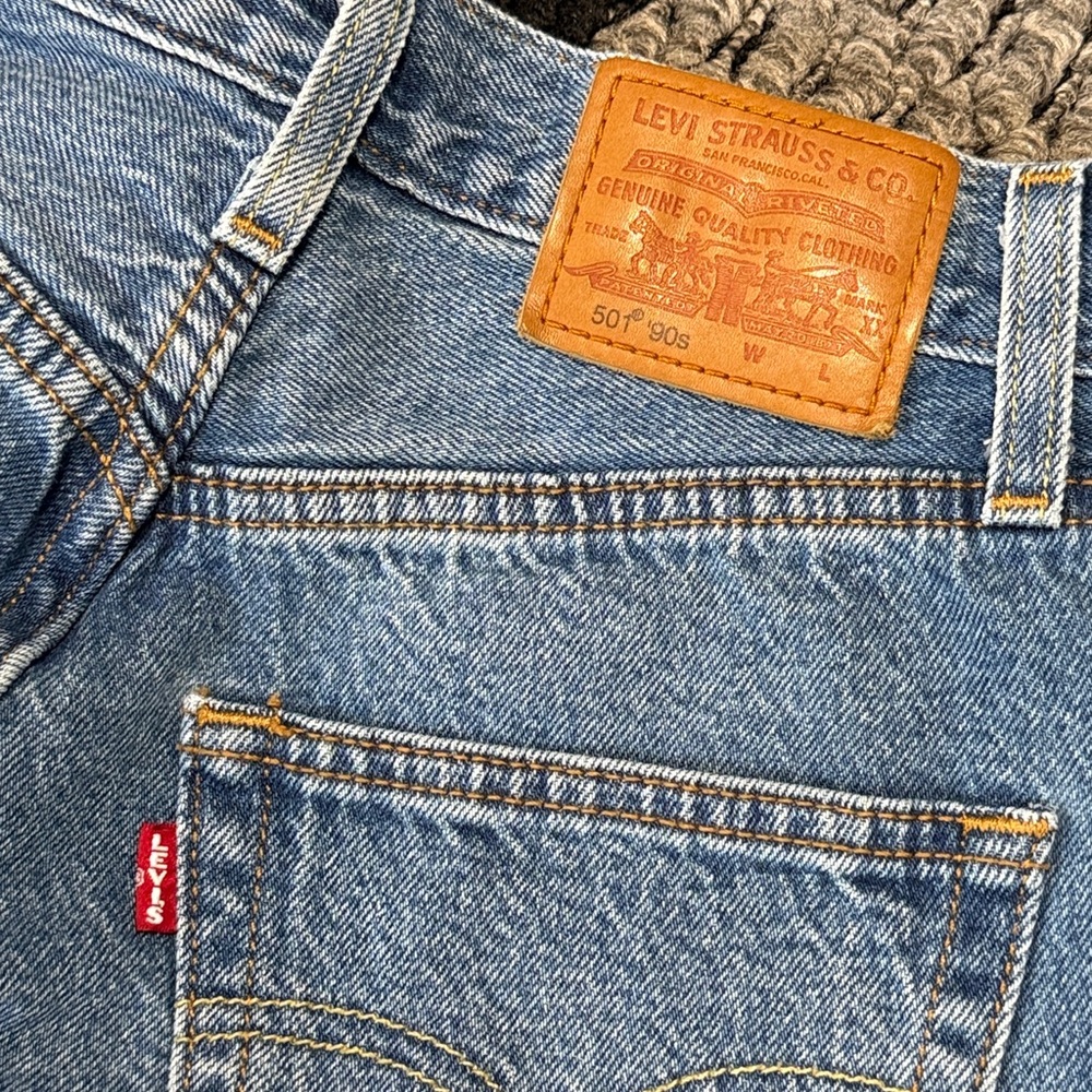 Levi’s 501 90’s Jeans Women’s 23 Straight Leg Big E Premium Denim Classic Casual - Picture 4 of 9